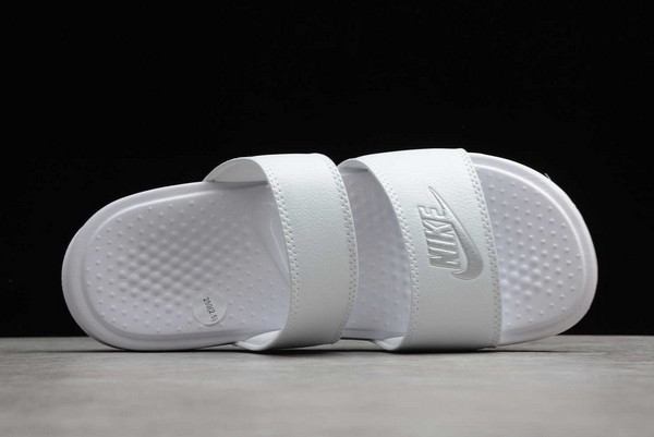 Hot Sale Nike Benassi Duo Ultra Slide White/Silver Outlet 819717-100